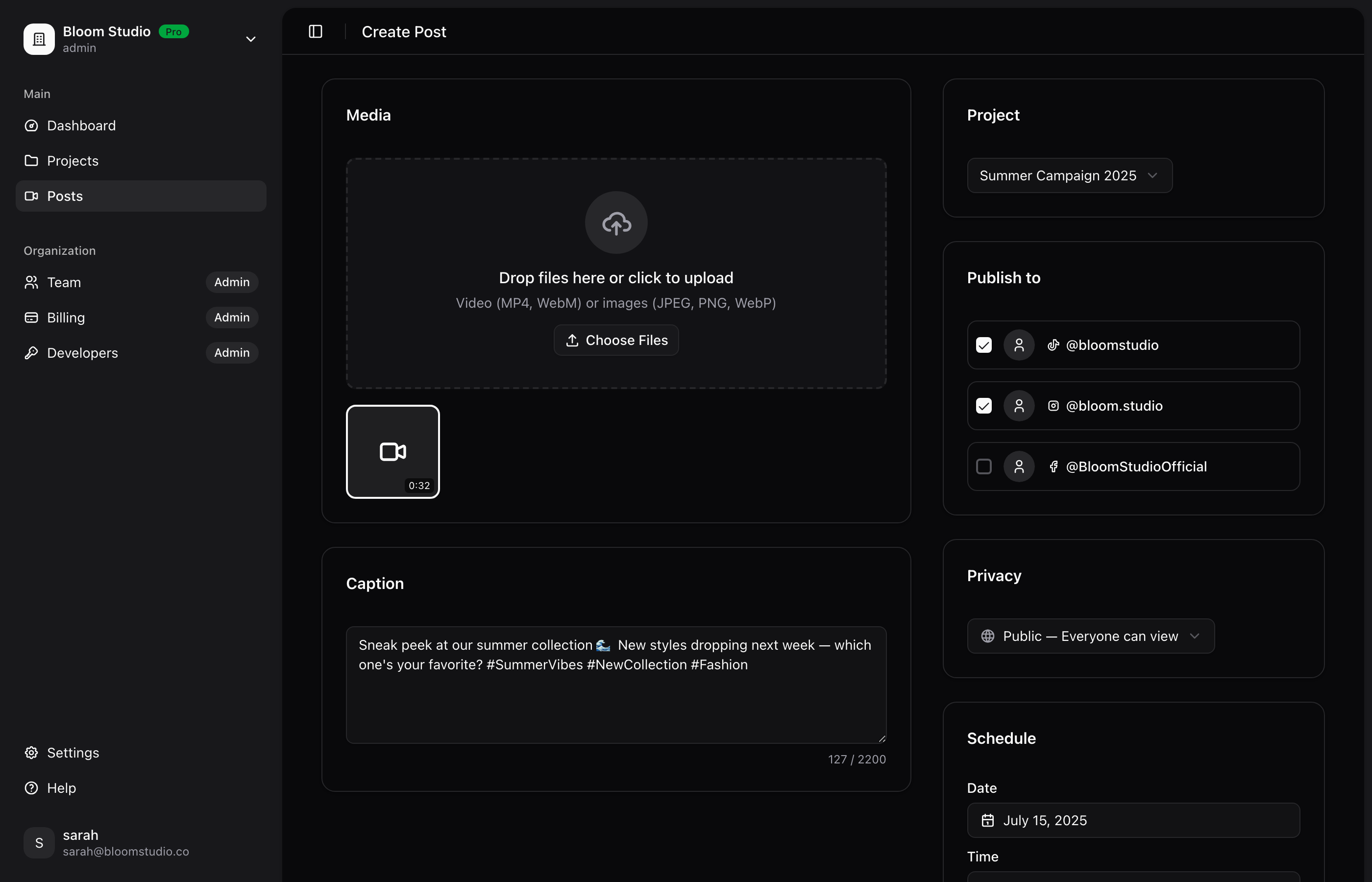 Schedule posts with calendar and preview panel